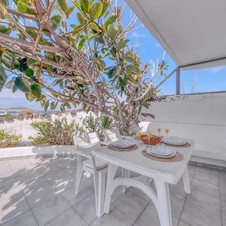 - Canary Soul - Ocean Views - 2 Min By Lanzarote Apartament Famara